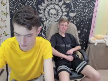 webcam man logancorvus live cam image #2291783