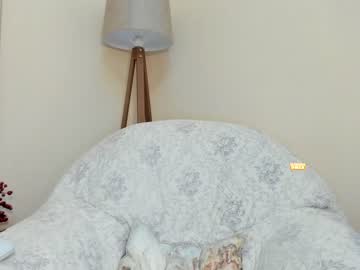 webcam girl snowww_white live cam image #3297375