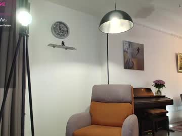 webcam girl milla_jo live cam image #12742062