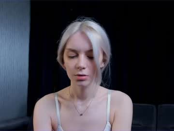 webcam girl cassie130505 live cam image #9001090