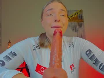 webcam girl viollasinzz live cam image #11393817