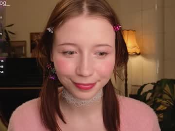 webcam girl delorathecookie live cam image #11407624