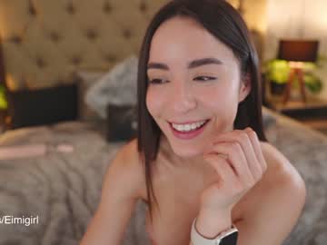 webcam girl emyii live cam image #8352074