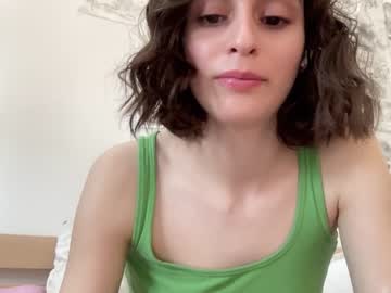 webcam girl wonderland_stia live cam image #9268942