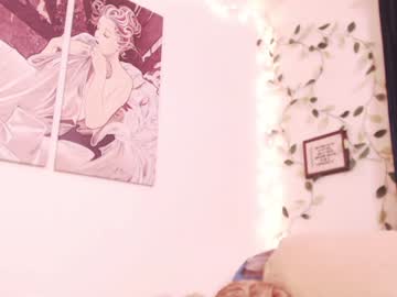 webcam girl eeeveee live cam image #2120107