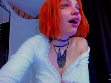 webcam girl blue_eye_twinkle live cam image #9614692