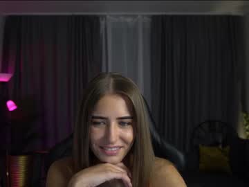 webcam girl cherry_beauty live cam image #9003719