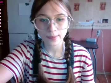 webcam girl mekyy_no_neko live cam image #4095584