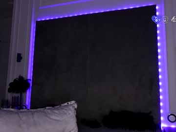 webcam girl miladenver live cam image #12095565