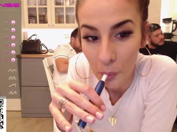 webcam girl whats_her_name live cam image #1745177