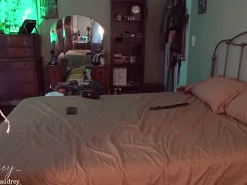 webcam girl audrey_ live cam image #3212318