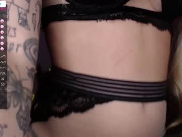 webcam girl one_more_cum live cam image #3613994