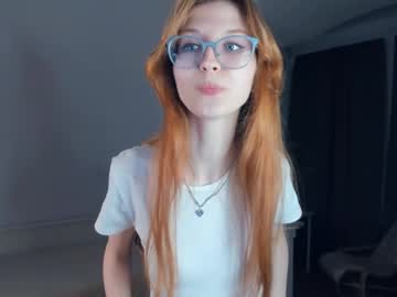 webcam girl ballarising live cam image #9690284
