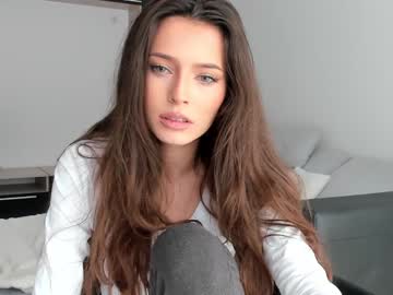 webcam girl isia_slay live cam image #3865342