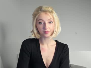 webcam girl yournaughtymiss live cam image #4418701