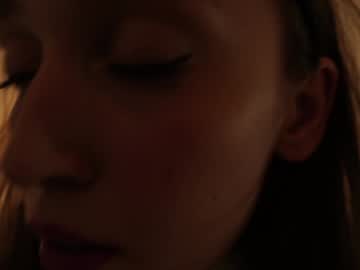 webcam girl _meganmeow_ live cam image #9789888