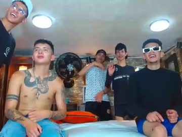 webcam man howenx live cam image #7520377
