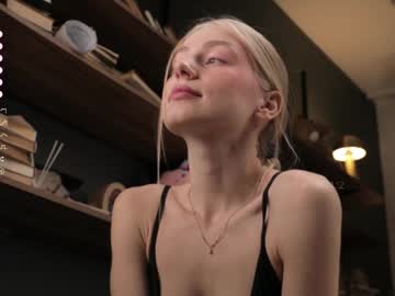 webcam girl kateharrise live cam image #11191721