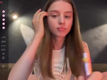 webcam tranny evie_may live cam image #9587556