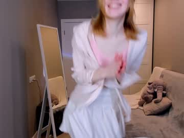 webcam girl silver_gin live cam image #9131375