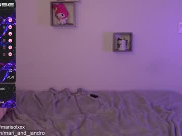 webcam couple mari_and_jandro live cam image #2542660