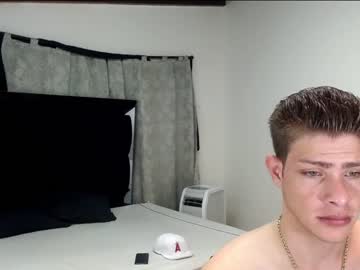 webcam man boysvzla_handsome_oficial live cam image #801636