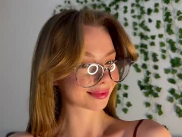 webcam girl elli_harmon live cam image #11553302