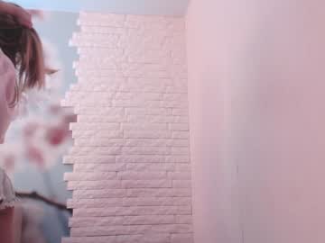 webcam girl mazzanti_ live cam image #8829340
