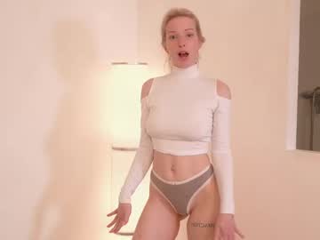 webcam girl my_stella live cam image #12781936