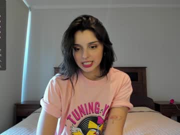 webcam girl yourfreakygirl live cam image #8674244
