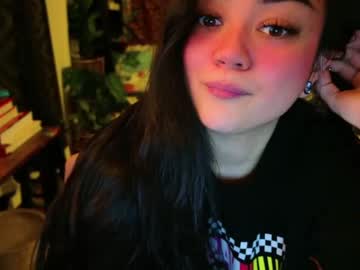 webcam girl annatigarr live cam image #8996075
