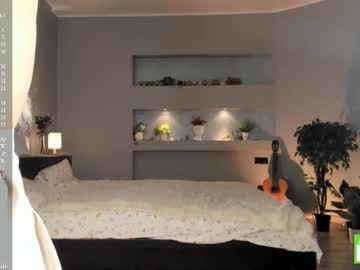 webcam girl margarethowell live cam image #12510066