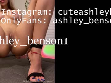 webcam girl ashley_benson1 live cam image #9044954