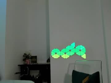 webcam girl hotfallingdevil live cam image #3895033