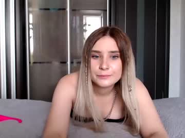 webcam girl _your_babyy live cam image #2841652