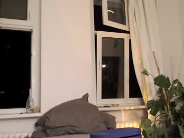 webcam girl bitter_moon live cam image #6390464