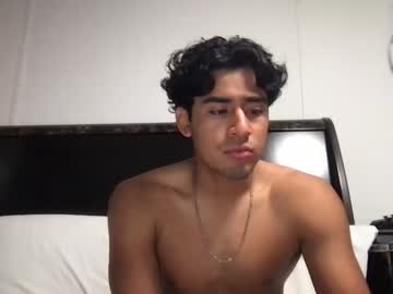 webcam man papabear2100 live cam image #7532028
