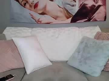 webcam girl kitty_kat93 live cam image #637399