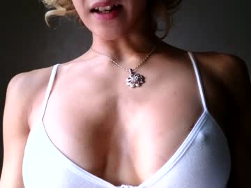 webcam girl littlegreekflower live cam image #8694227