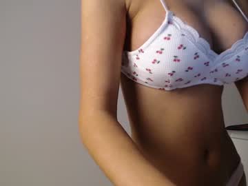 webcam girl trixie_taylor live cam image #8178901