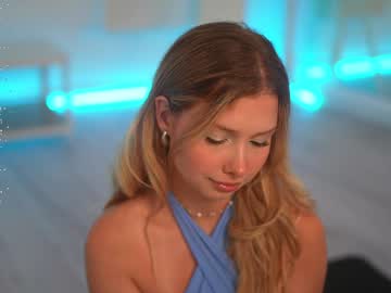 webcam girl april_blush live cam image #10404323