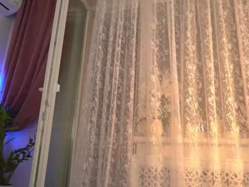 webcam girl sweety_rinushka_ live cam image #9729335