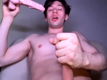webcam man tommyjoyer live cam image #2364365