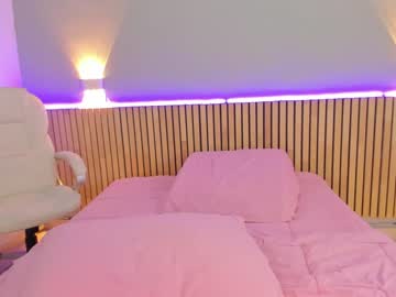 webcam girl little_effy18 live cam image #8484931