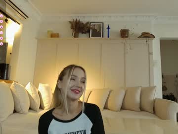 webcam girl kriss0leoo live cam image #10047905