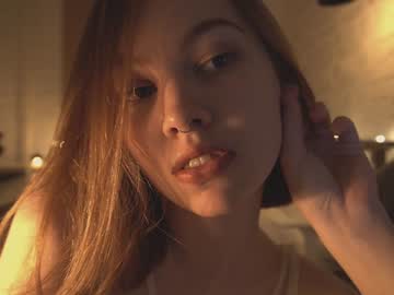 webcam girl bibi_it_is live cam image #2540291