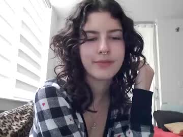 webcam girl frenchava live cam image #6103165