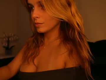 webcam girl lilbeccaxo live cam image #9970974