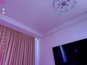webcam girl sophia_pond_ live cam image #10470152
