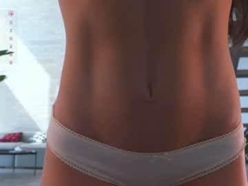 webcam girl lucie_beltran live cam image #12306940
